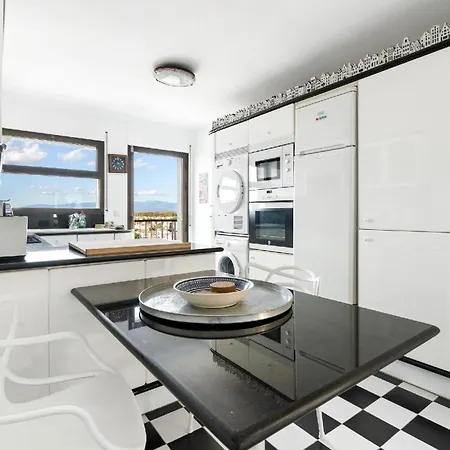 Fuer 6 Personen Ca 120 Qm In Empuriabrava, Costa Brava Golf De Roses Apartment *